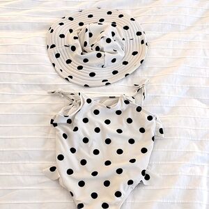 Jessica Simpson polka dot suit with hat, 4T